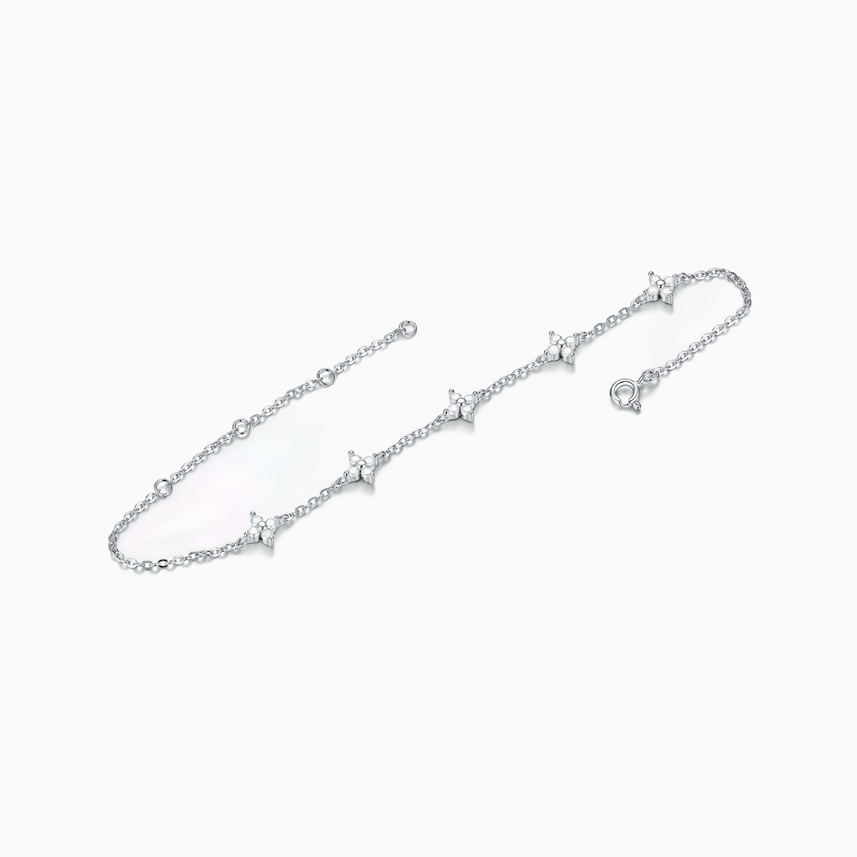 Vai Clover Charm Bracelet