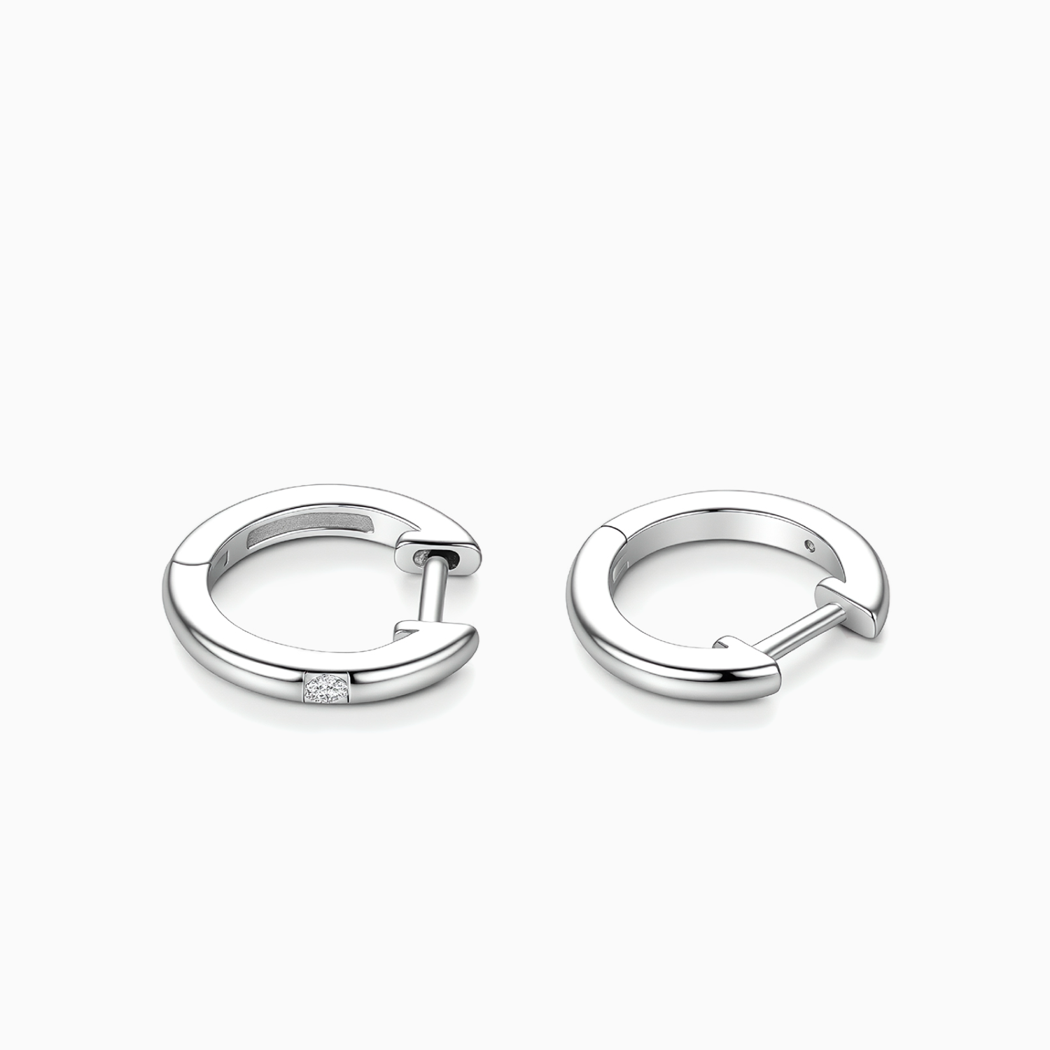 Vai Huggie Earrings
